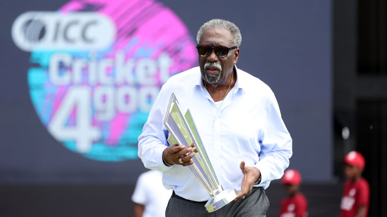 Clive Lloyd awarded Order of the Caribbean Community