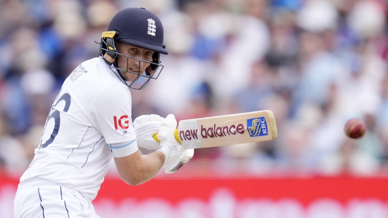 Joe Root reached number 1 in ICC rankings of Test batsmen

