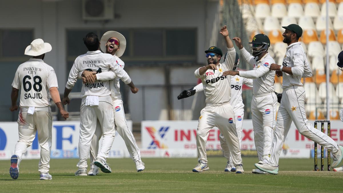 PAK vs ENG, 2nd Test: Noman, Sajid spin Pakistan to 152-run win against England to level series