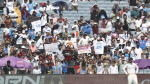 India vs NZ: No water, no roof - fans reel from the heat in Pune