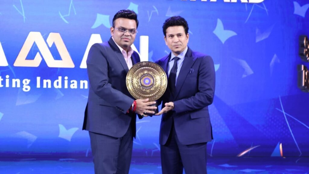 BCCI Awards 2023-24 - Sachin Tendulkar receives BCCI's lifetime achievement award